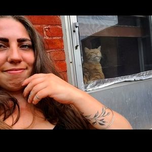 Meet your Posher, Lauren